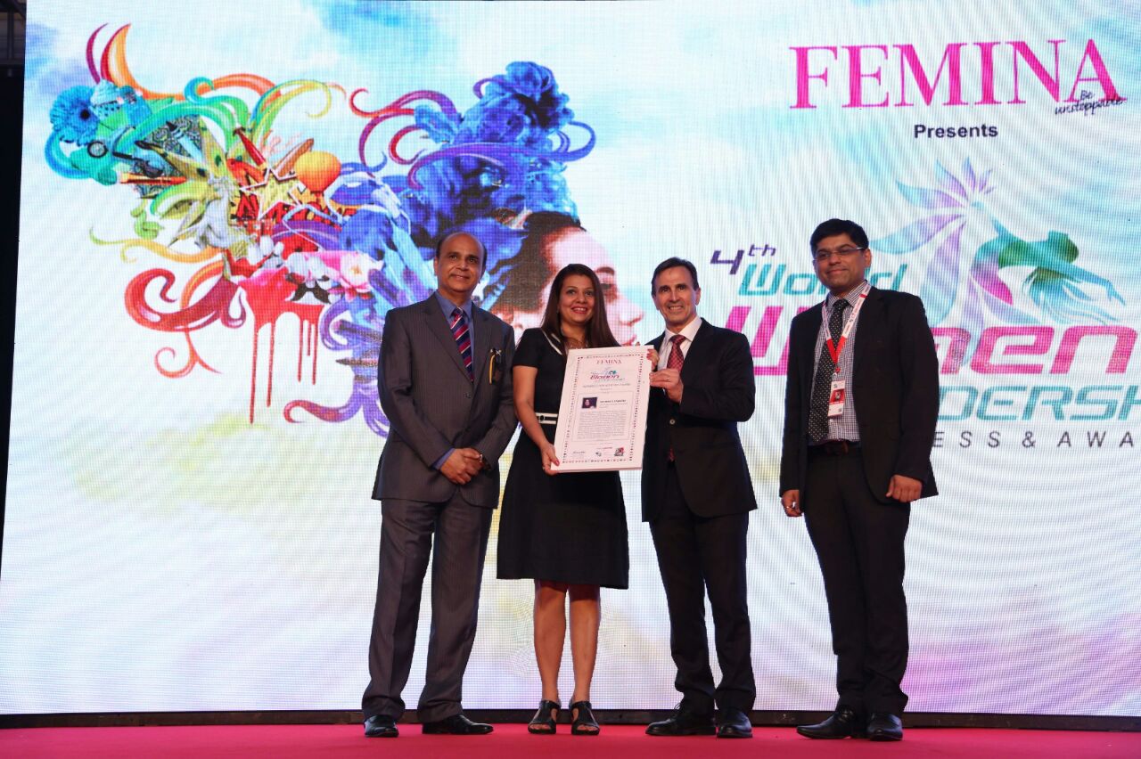 Rachna wins Women Super Achiever Award 